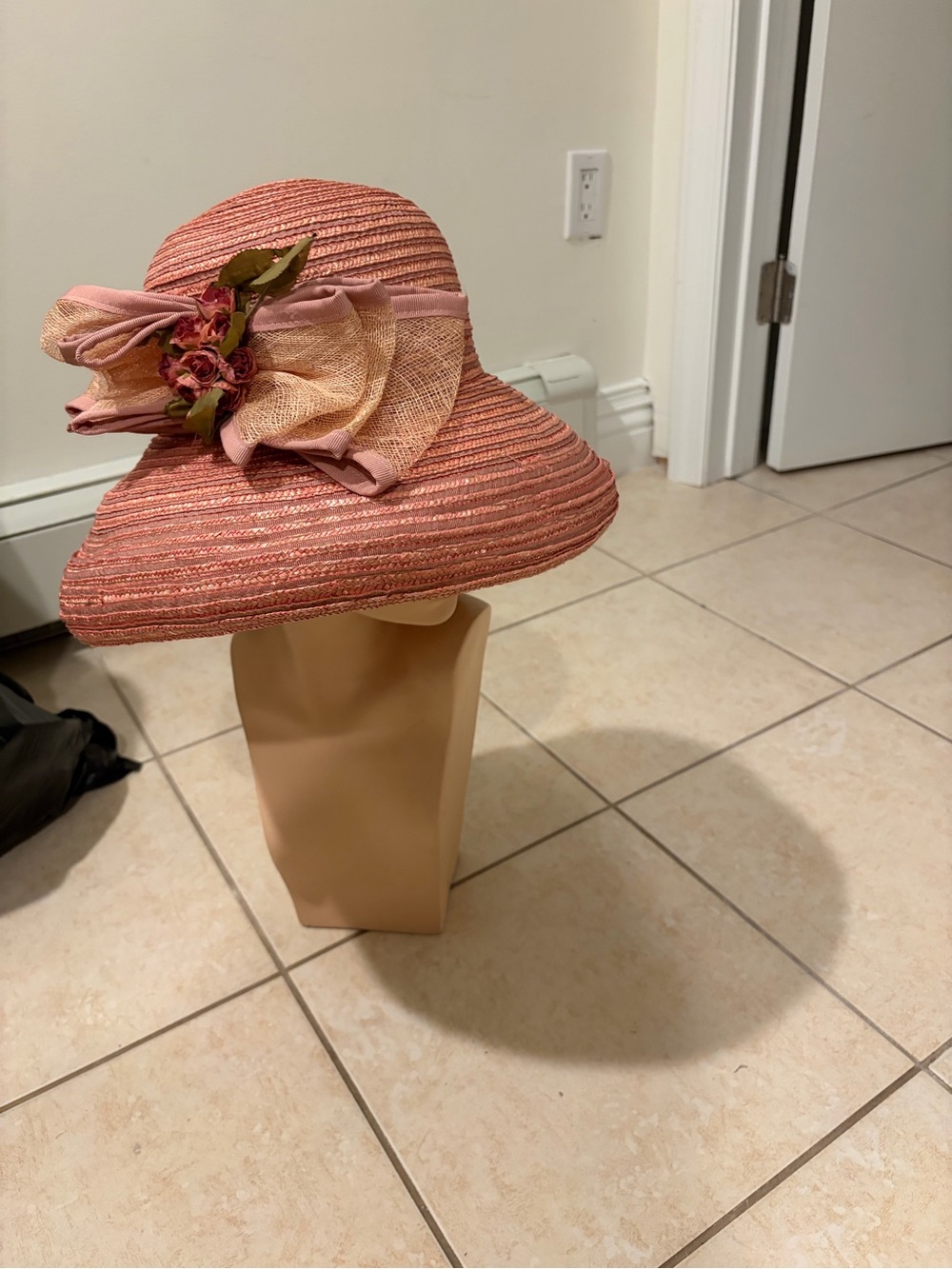 Lord & Taylor Women’s Pink Straw Wide Brim Floral Dress Hat